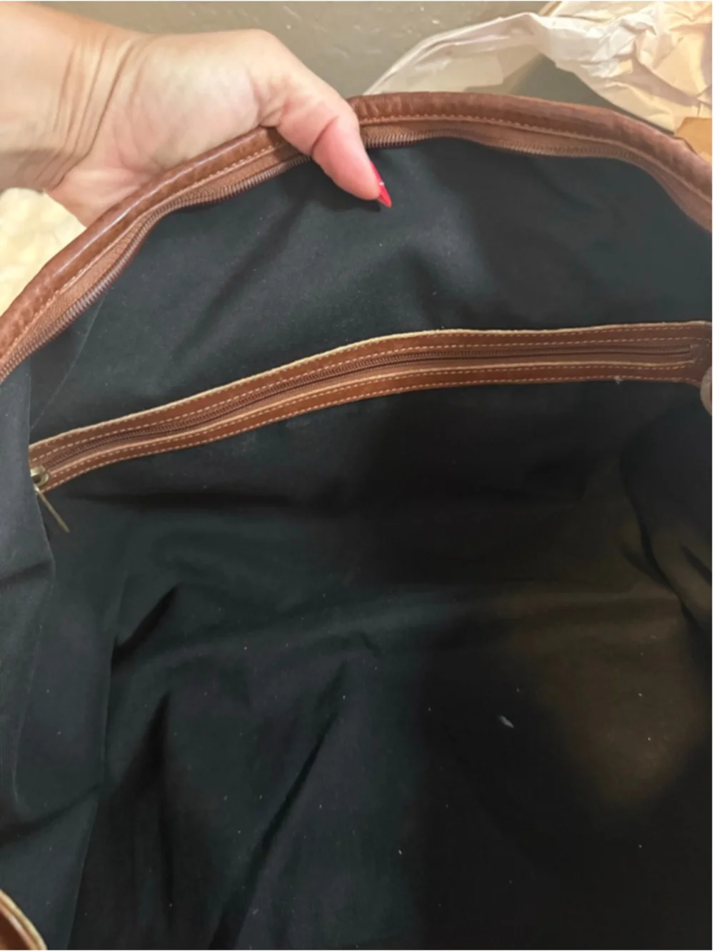 Preowned , vintage 1990s Coach British Tan leather cabin duffle bag